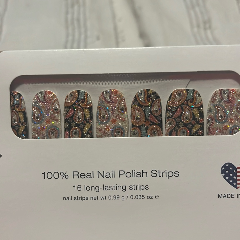 Color Street nail set oops a paisley